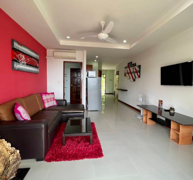 Noble Nest Karon — Living space